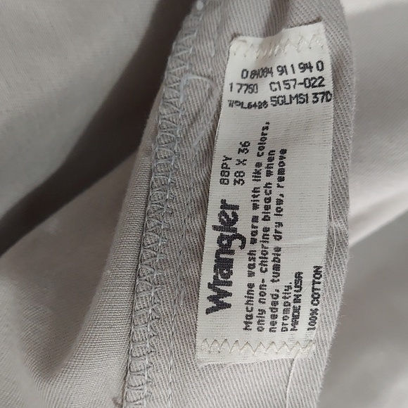 Wrangler pants size 38x36 invM376 - Picture 7 of 7